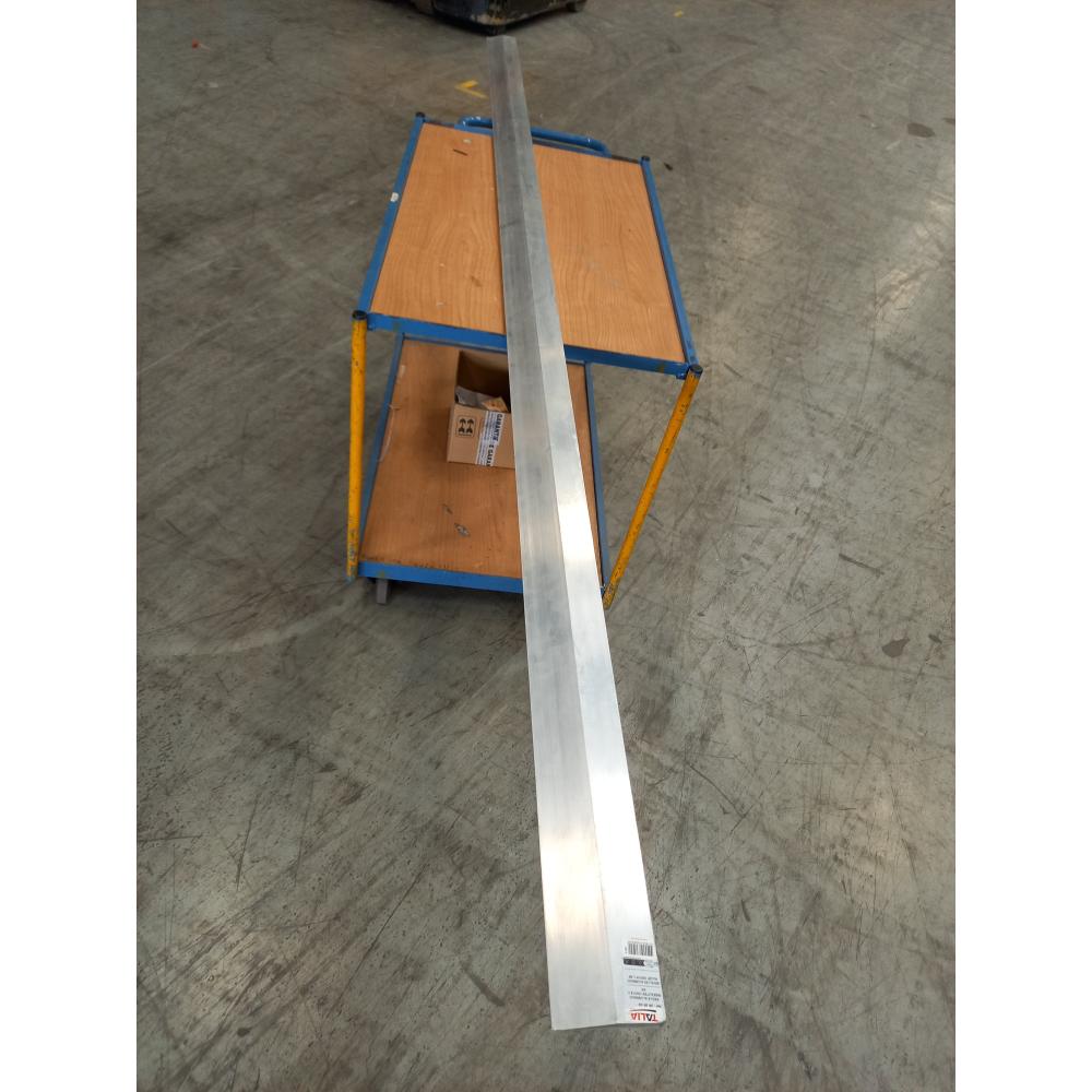 RÈGLE TALIAPLAST ALUMINIUM BISEAUTÉES LONGUEUR 3M -OCCASION - 380504