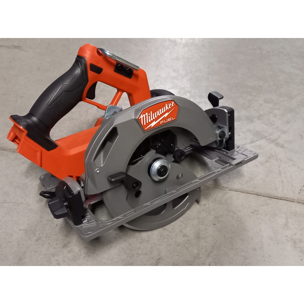SCIE CIRCULAIRE BOIS 18 VOLTS FUEL M18 FCS66GR3-0 - MILWAUKEE - 4933493491