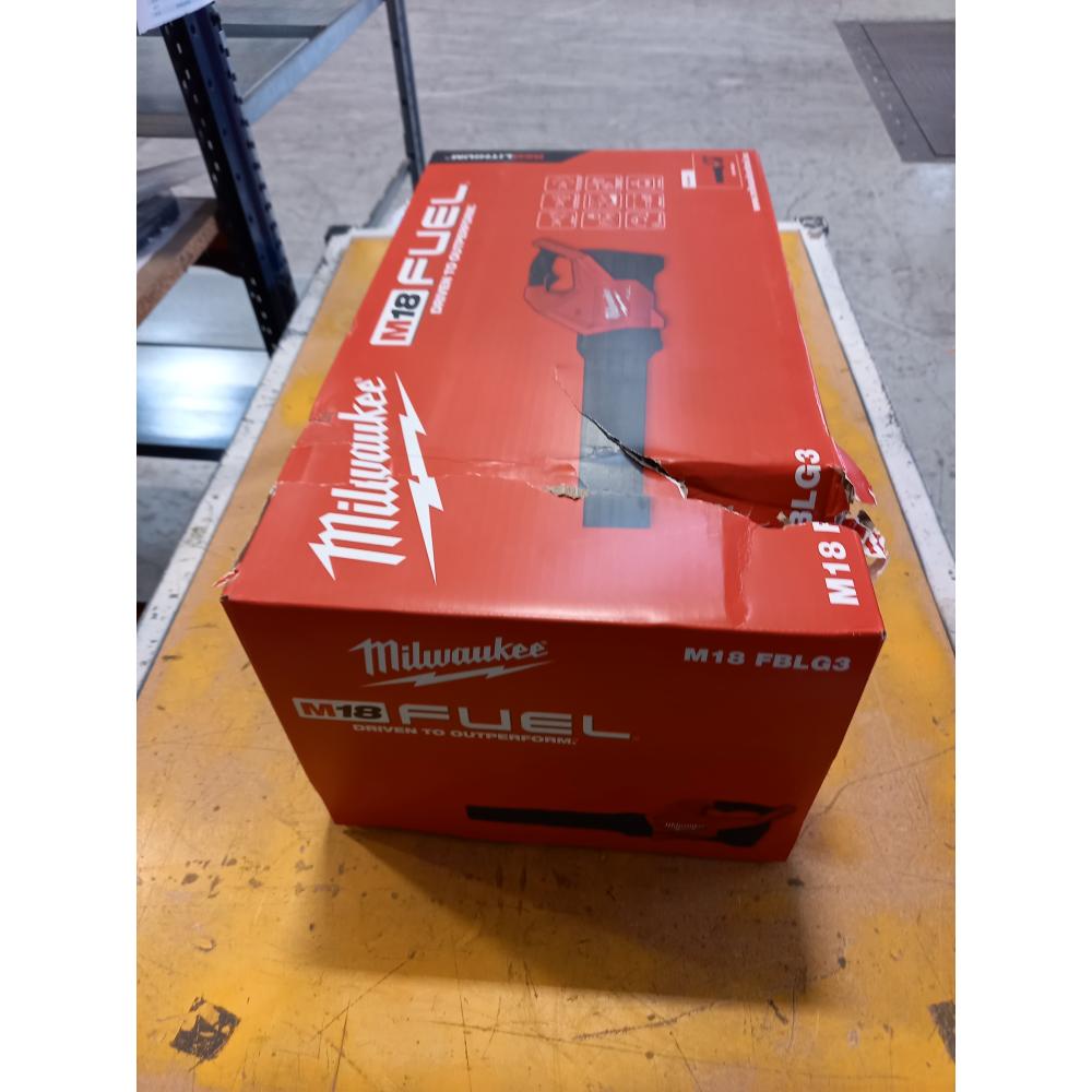 Souffleur &agrave; feuilles MILWAUKEE - OCCASION - 193 km/h sans batterie 4933493301