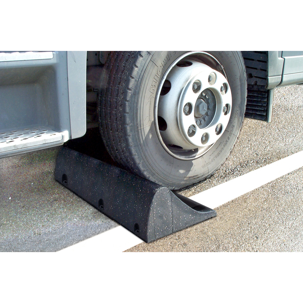 Butée de parking pour camion en caoutchouc avec fixations VISO - BUT800FIX