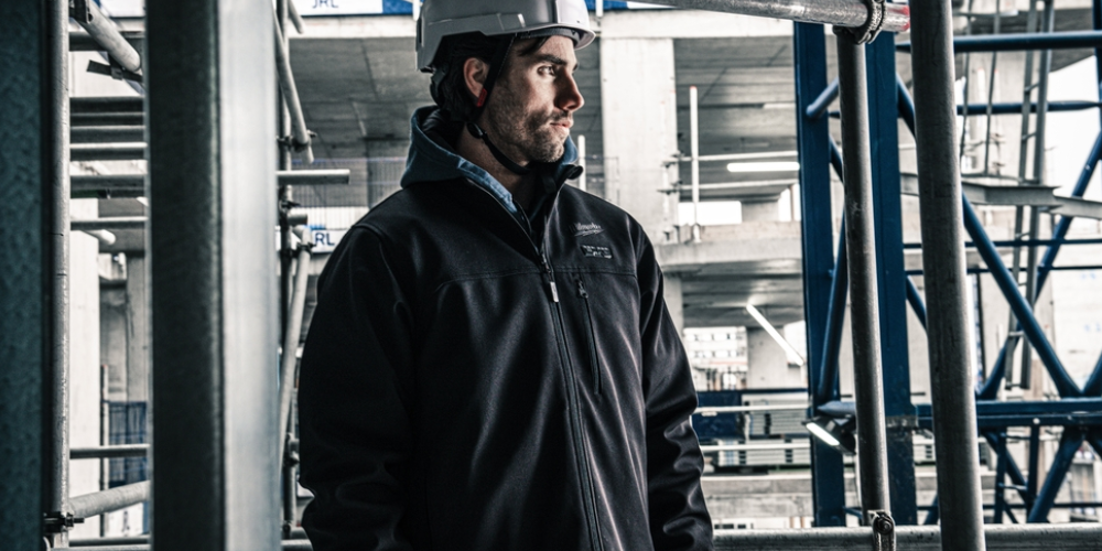 Quel vêtement chauffant choisir pour un professionnel du BTP travaillant en extérieur ?