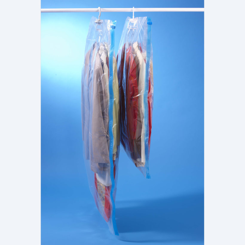 Housse de rangement sous vide cintre 70cm x 145 cm - MOTTEZ - B865S