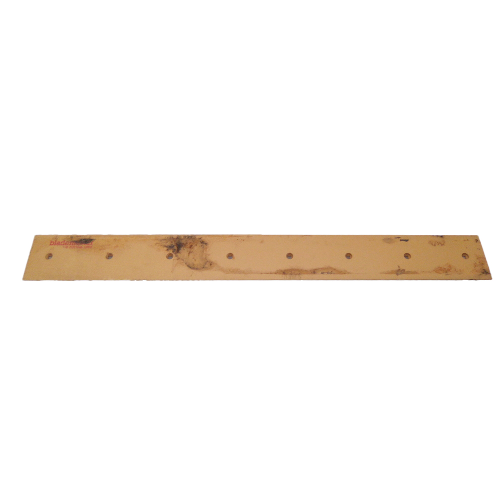 Contre lame de godet reversible 8 trous en 3/4