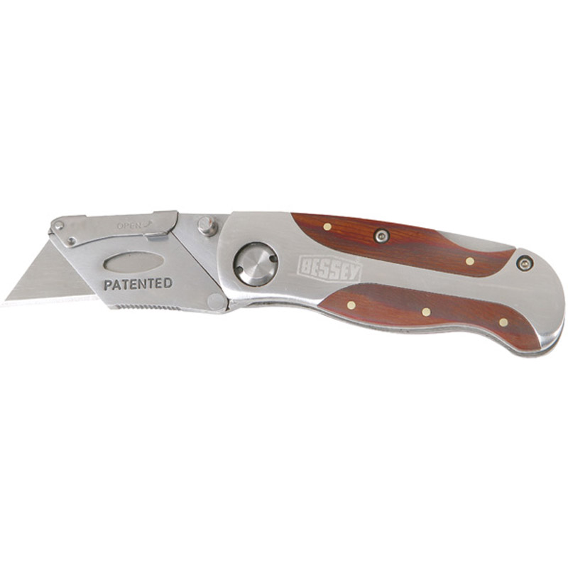 Couteaux pliants DBK-EU DBKWH-EU Bessey