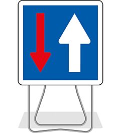 PANNEAU CK18  CIRCULATION ALTERNEE PRIORITAIRE 700MM T1 NADIA SIGNALISATION -N002CK18500CLT1PS