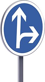 Panneau permanent B21d1 850 c1 direction obligatoire tout droit ou à droite TALIAPLAST - 522823
