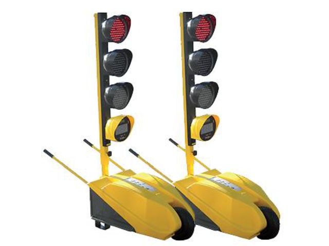 JEU DE 2 FEUX TRICOLORES DE CHANTIER TEMPO AVEC TÉLÉCOMMANDE (sans batterie) - 21698