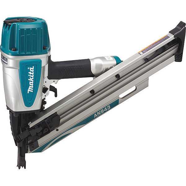 CLOUEUR PNEUMATIQUE MAKITA 8,3 BAR 50MM A 90 MM -AN943K