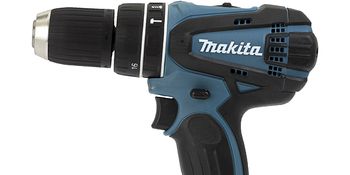 PERCEUSE A  PERCUSSION MAKITA SANS FIL 14,4 V 2 BATTERIES 4 AH 13 MM ET COFFRET MAK PAC - DHP446RMJ