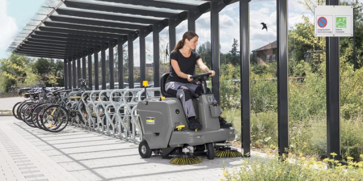 Machine autoportée