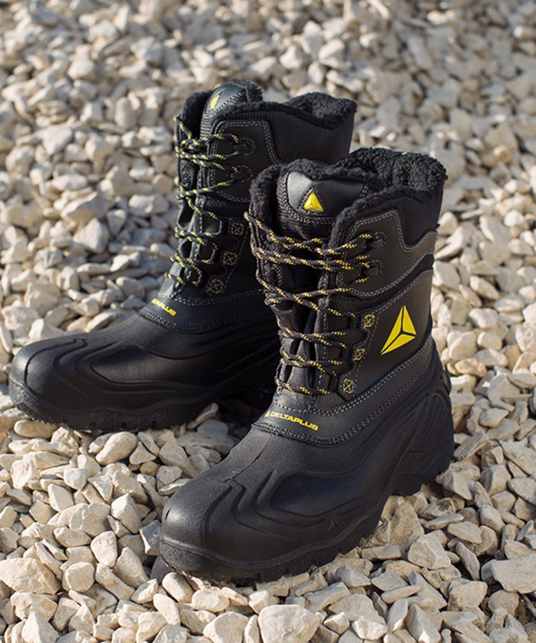 Bien choisir sa chaussure de sécurité grand froid sur chantier